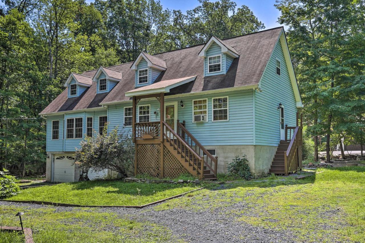 Henryville Home With Hot Tub About 5 Mi To Camelback! Exterior photo